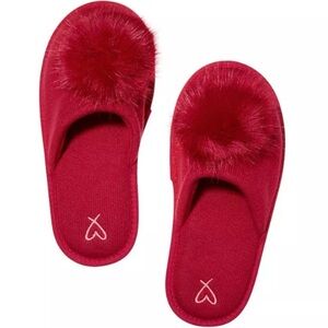 *VICTORIA’S SECRET* NWT Red Fuzzy Pom-Pom Slippers